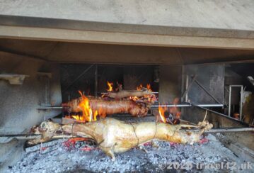 Food glilling near Podorljak