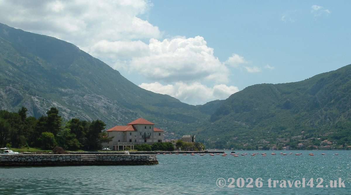 Seafood Specialities in Montenegro: Mussels, Wine and a Kitchen Full of Sea Air