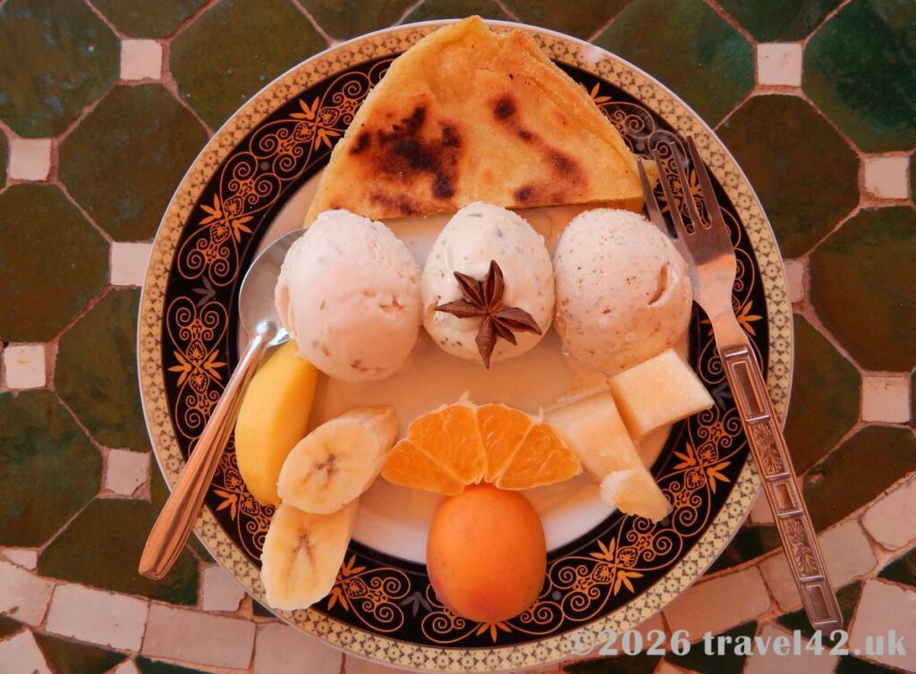 Dessert with Moroccan flatbreads msemen