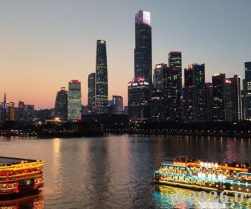 Guangzhou Travel Guide for Couples: Robobuses, River Lights & Hidden Gems